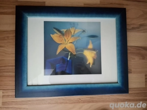 Bild mit gelben Lilienmotiv 