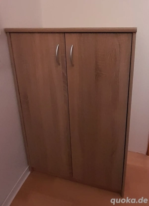 Sehr guterhaltener Wildeiche- farbener Schuhschrank  Bild 3