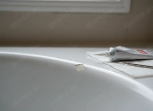 Reparatur und Wiederherstellung von Beschichtungen an Badewannen, Duschkabinen und Waschbecken