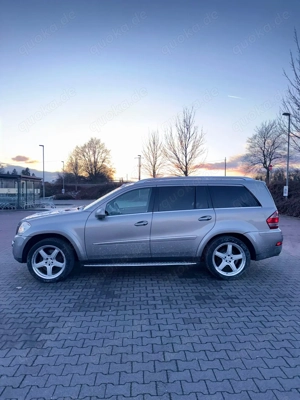 Mercedes Benz GL 500 4 MATIC 
