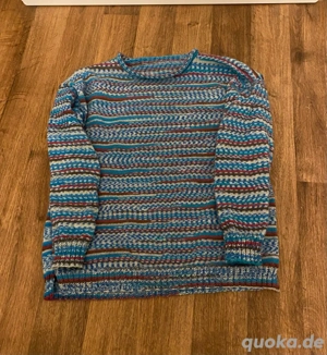 Handarbeit Damenpullover aus Sockenwolle