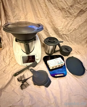 Thermomix TM6 mit Zubehör 2. Mixtopf etc