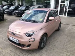 Fiat 500e 3+1 118PS 42kWh CCS  KLIMA*CARPLAY*TEMPOMAT