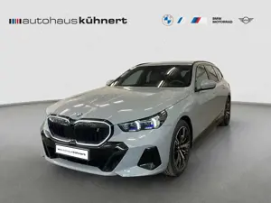 BMW i5 xDrive40 Touring UPE 97.730 € ACC LED SpurAss