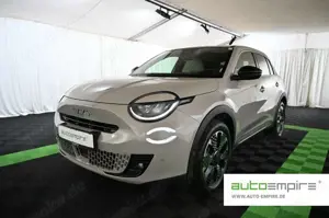 Fiat 600 1.2 Hybrid 145 DCT6 La Prima LED/NAVI/SHZ/18