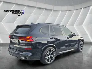 BMW X5 M50d Facelift HUD Sitzbelüftung Akustikglas