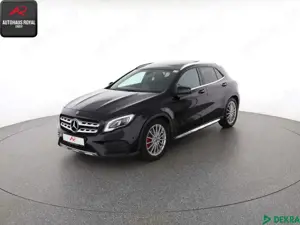 Mercedes-Benz GLA 250 GLA 250 4M AMG KAMERA,TOTWINKEL,PANORAMA,18ZOLL