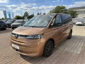 Volkswagen T7 Multivan 2.0 TDI DSG LÜ Life AHK 17Z Kam Vis