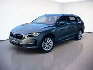 Skoda Octavia Combi Selection 2.0TDI TravelA.WinterP.AHK.KAM.SHZ Bild 2