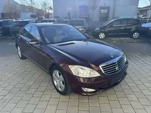 Mercedes-Benz S 500 4MATIC *Rentnerfahrzeug* viele Neuteile