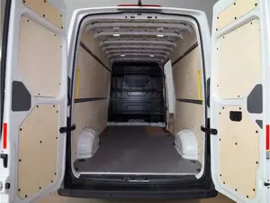 Volkswagen Crafter Kasten LR Hochdach 2.0l TDI *GRA Bild 4