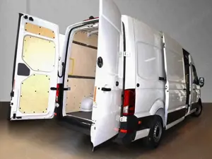 Volkswagen Crafter Kasten LR Hochdach 2.0l TDI *GRA Bild 3