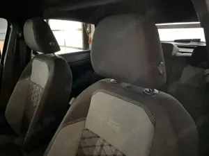 Volkswagen Taigo 1.5 TSI DSG R-Line Sale Bild 5