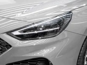Hyundai i30 N Line Mild-Hybrid 1.5 T-GDI EU6e Bild 3