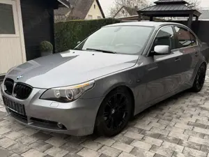 BMW 520 520i