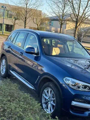 BMW X3 X3 xDrive30e Aut. Luxury Line Bild 3