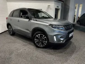Suzuki Vitara 1.5 Hybrid Comfort+ 4x2 PANO NAVI+CAM ACC Bild 3