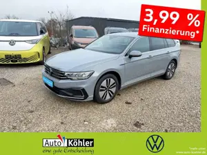 Volkswagen Passat Variant GTE Black/ACC/LED/Akustikglas/PDC