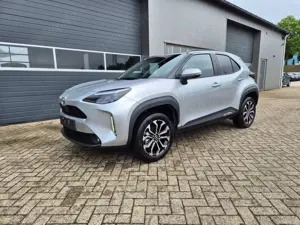 Toyota Yaris Cross 1.5VVT-iE 130PS Automatik Teamplayer Klimaautom...