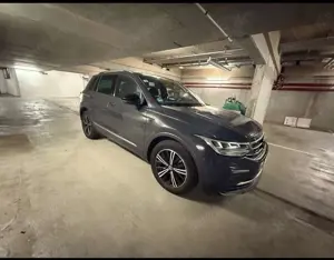 Volkswagen Tiguan 2.0 TDI SCR ACTIVE Bild 3