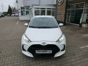 Toyota Yaris 1.5 Team Deutschland KAMERA*SH*ACC Bild 3