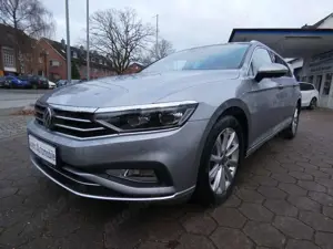 Volkswagen Passat Variant Passat Highline Elegance Panoramad.LED ACC AHK