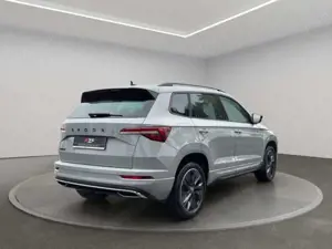Skoda Karoq Sportline 1.5 TSI DSG ACC+AHK+LED+RFK Bild 4