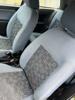 Ford Fiesta 1.4 Ambiente Bild 3