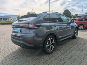 Volkswagen Taigo DSG,LED,SH,APP,RFK Bild 4