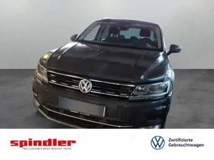 Volkswagen Tiguan Highline 2.0 TSI 4M DSG / Navi, AHK, LED