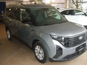 Ford Tourneo Courier Tourn Courier 1.0 EcBo 92 kW Titan. WiPa 5J Gar. Bild 2