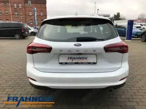 Ford Focus 1.0 EcoBoost Turnier Titanium LED SHZ NAVI KAMERA Bild 5