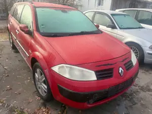 Renault Megane Grandtour Dynamique 1.6 16V Bild 2