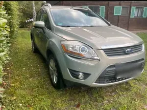 Ford Kuga 2.0 TDCi 136 DPF 4x2 Titanium