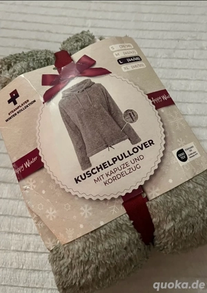 Kuschelpullover mit Kapuze & Kordelzug