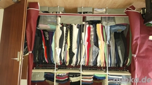 Biete Kleiderschrank, leichter Aufbau Bild 2