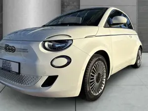 Fiat 500e Komfort-Paket Style-Paket Kamera DAB Tempomat Bild 4