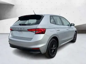 Skoda Fabia Selection 1,0 TSI DSG *LED*ACC*R-KAM*SHZ Bild 4