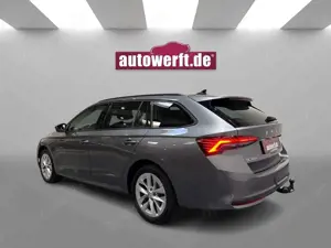 Skoda Octavia 2.0 TDI DSG SELECTION AHK CAM 17Z FAMILY ASSISTED Bild 4