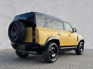 Land Rover Defender 110 D350 Trophy Edition Bild 2