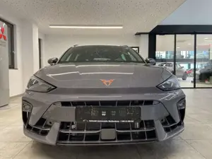 CUPRA Leon ST VZ 2.0 TSI 4WD Sennheiser Kamera Navi Bild 5