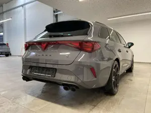 CUPRA Leon ST VZ 2.0 TSI 4WD Sennheiser Kamera Navi Bild 4