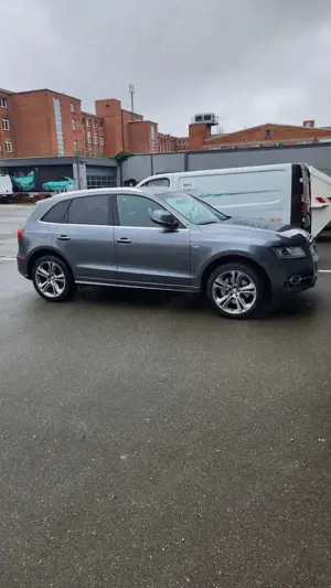 Audi Q5 3.0 TDI (clean diesel) quattro S tronic