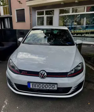 Volkswagen Golf GTI Golf VII 5-Türer Performance, STEUERKETTE NEU