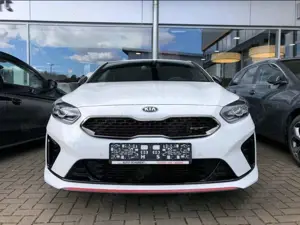 Kia ProCeed / pro_cee'd 1.6 T-GDI OPF GT Bild 4