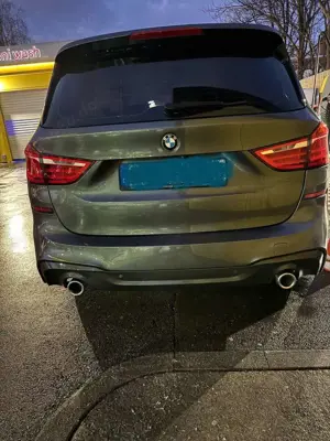 BMW 220