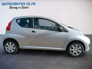 Peugeot 107 Petit Filou *Erst 94 TKM*2. Hand* Bild 2