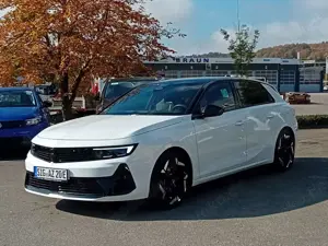 Opel Astra GSe Hybrid Bild 2