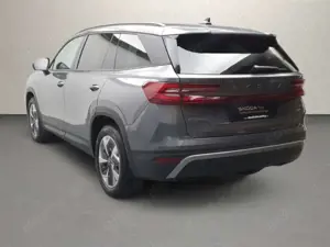 Skoda Kodiaq TDI 4x4 DSG Selection AHK Navi HUD CANTON Bild 4