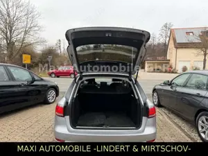 Audi A4 Avant 2,0 TDI- NAV-Bi-XENON-PDC-TEMP-SHZ-17 Z Bild 5